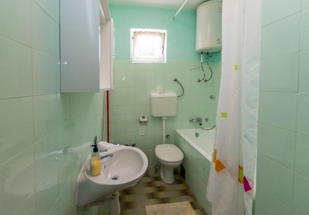 Apartment Lele Primosten